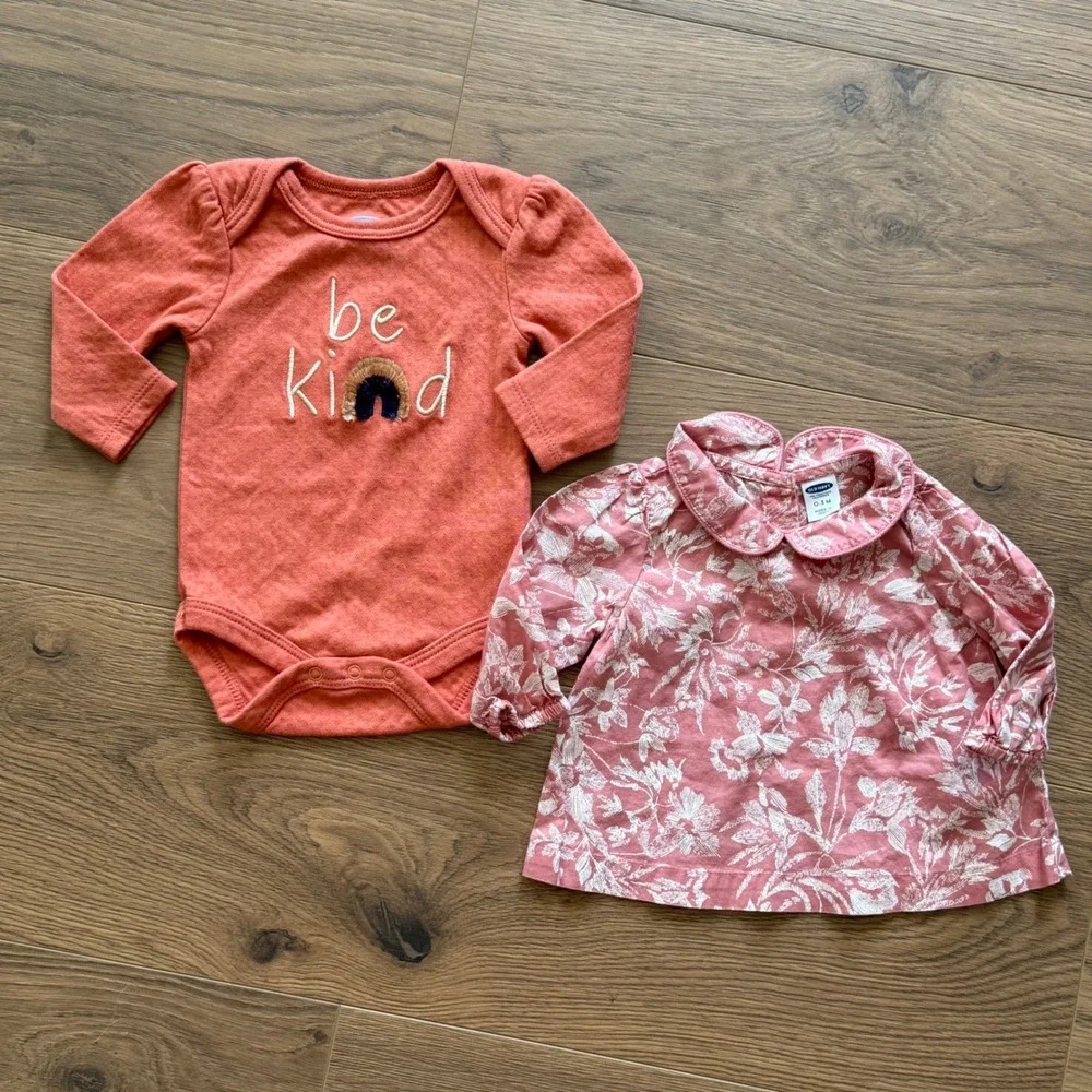 Baby Girl Clothing Lot 13pc Old Navy Gerber OshKosh 0-6M Bodysuits Leggings Pjs